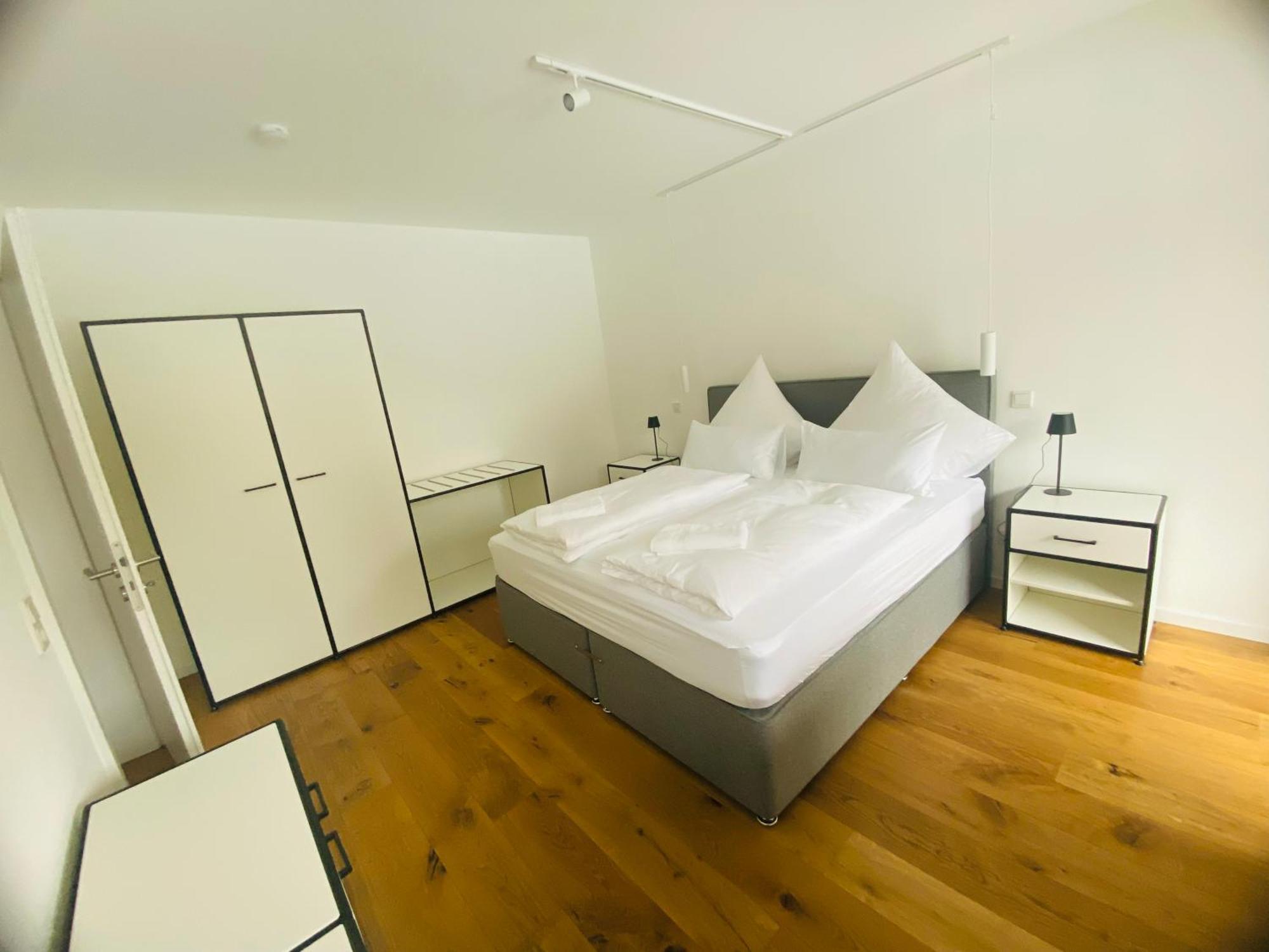 Altes Kelterhaus & Plein Hotel By Markus Plein Wintrich Extérieur photo