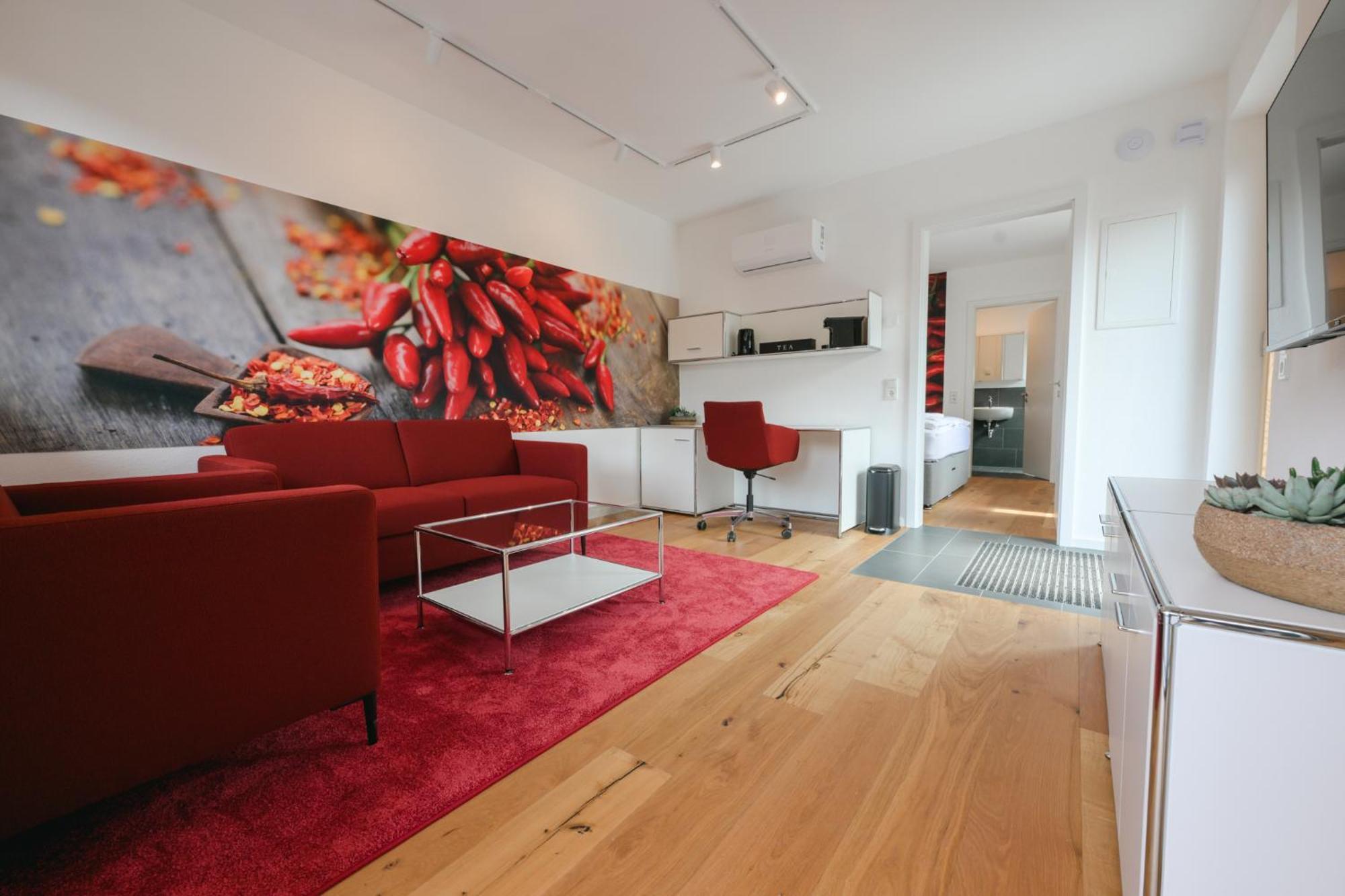 Altes Kelterhaus & Plein Hotel By Markus Plein Wintrich Extérieur photo